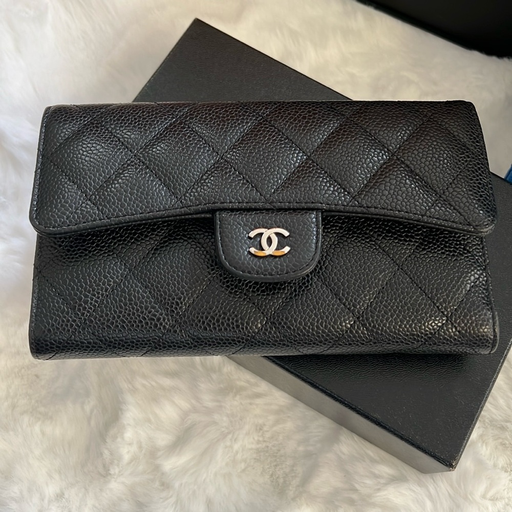 Chanel wallet cavier leather.